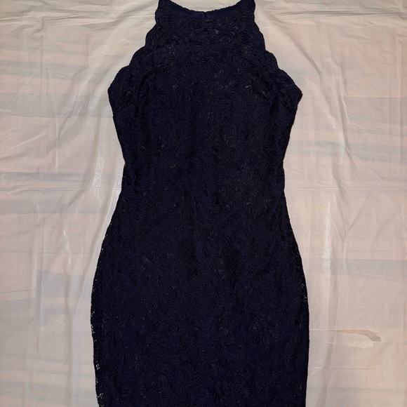 Elegant Navy Lace Dress - Picture 6 of 6